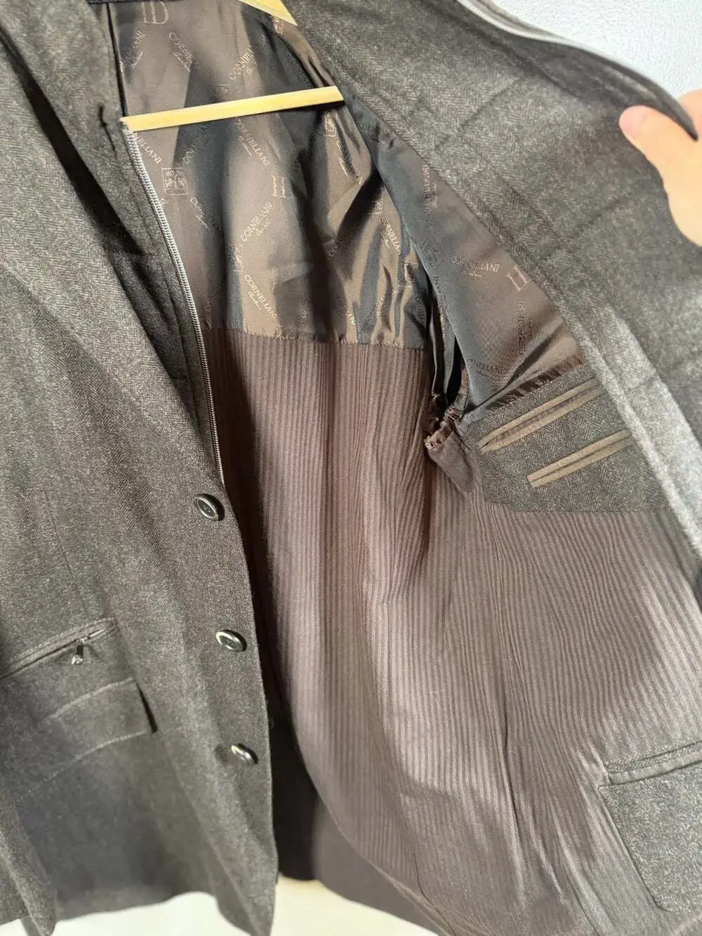 Corneliani ID Sport Jacket Cashmere Wool Size US 44 IT 54 Detachable Vest Brown